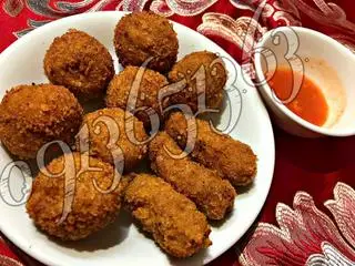 Hình ảnh Combo nem chua rán - nem nhân phô mai rán sẵn
