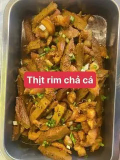 Hình ảnh thịt rim chả cá 