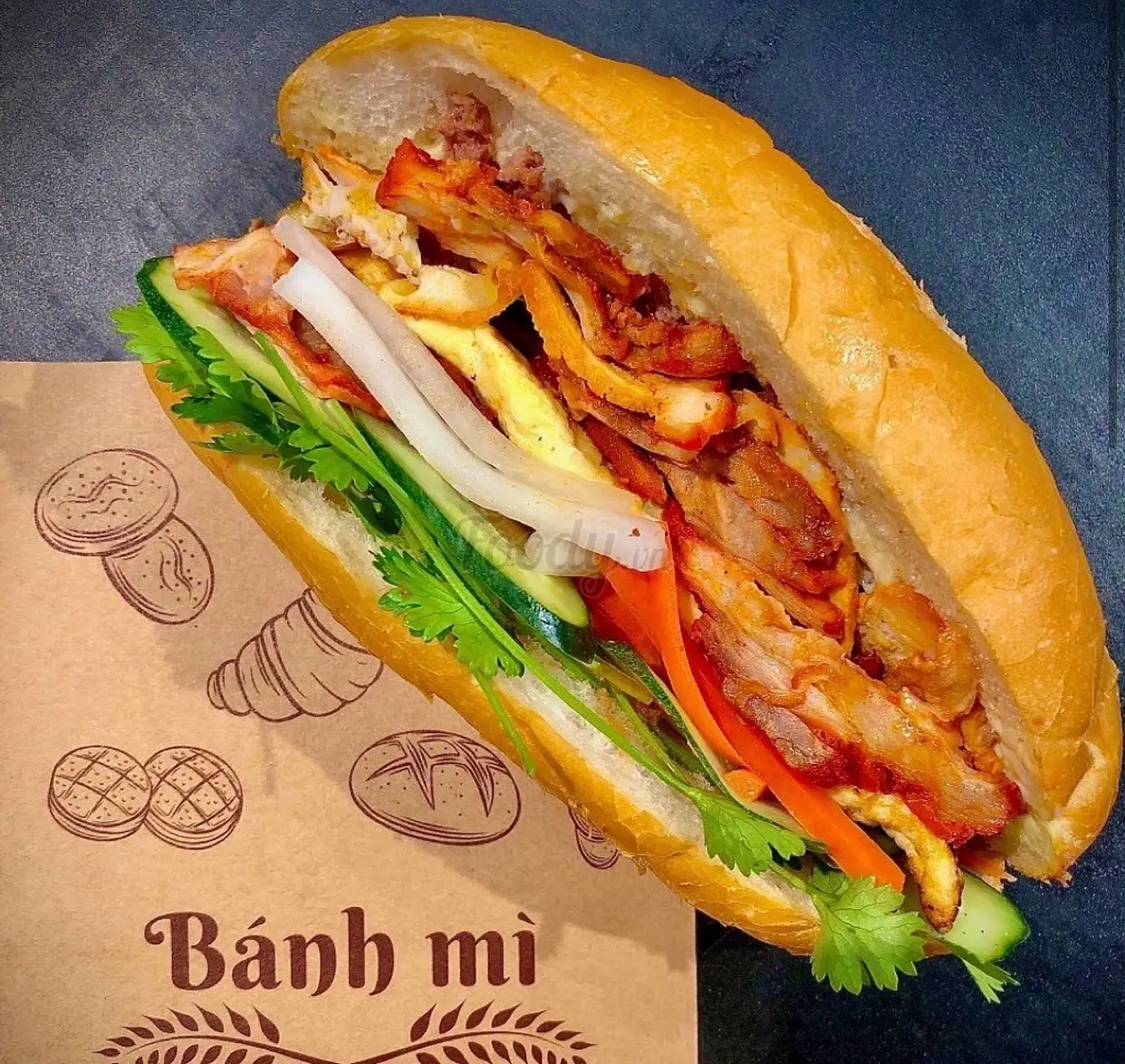 Hình ảnh Bánh mì chả bò khô