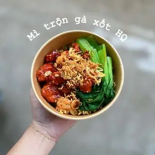 Hình ảnh Mì trộn gà xốt