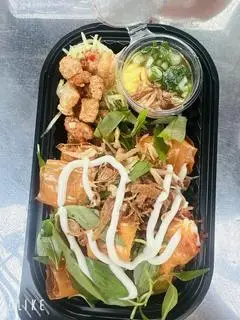 Hình ảnh bánh tráng cuốn thập cẩm