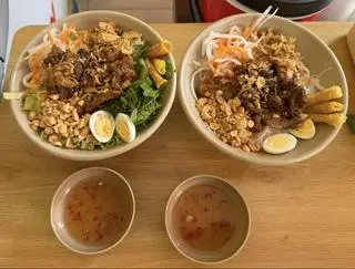 Hình ảnh Bún Trộn Thịt Nướng