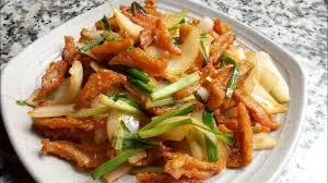 Hình ảnh Sụn gà chiên mắm
