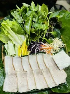 Hình ảnh Bánh tráng cuốn thịt đùi 2 người