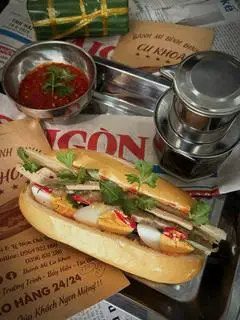 Hình ảnh Bánh Mì Truyền Thống