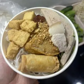 Hình ảnh Bún Nước Tương Tuỳ Ý Chọn Topping