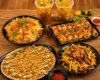 Hình ảnh Combo 6 món Bánh tráng trộn + cuộn + nướng + gỏi khô bò và 2 cốc trà tắc