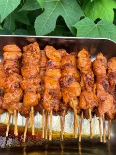 Hình ảnh 10 xiên gà nướng (tặng 1 gói bỏng)