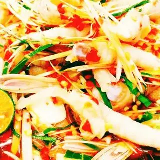 Hình ảnh Gỏi đu đủ Thái Lan - chân gà