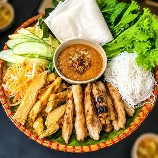 Hình ảnh Nem nướng Nha Trang suất đặc biệt