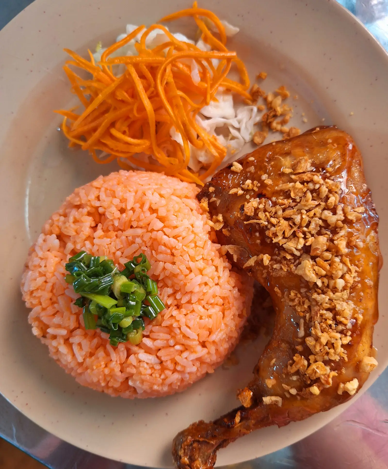 Hình ảnh Cơm gà Nhỏ Mắm Tỏi 