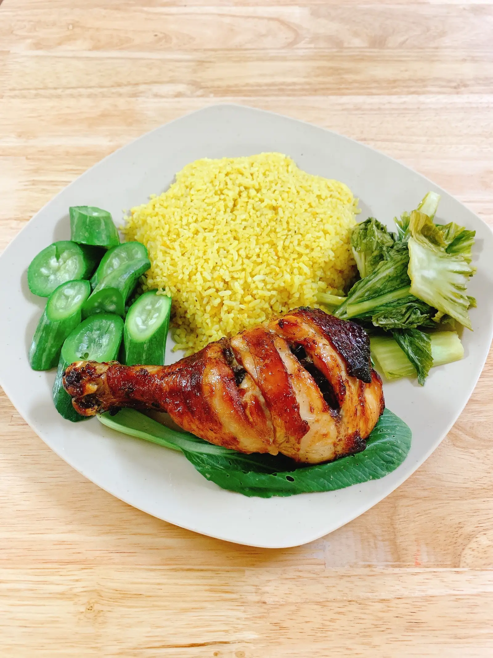 Hình ảnh Cơm đùi gà nướng