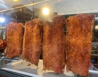 Hình ảnh Heo ba rọi quay - kg