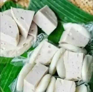 Hình ảnh Bánh Dày Chả Lụa