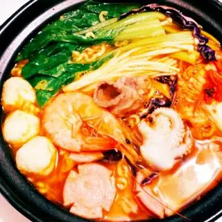 Hình ảnh Mỳ cay thập cẩm