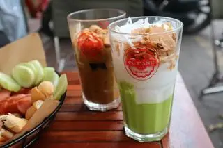 Hình ảnh Kem bơ dừa mix sầu riêng