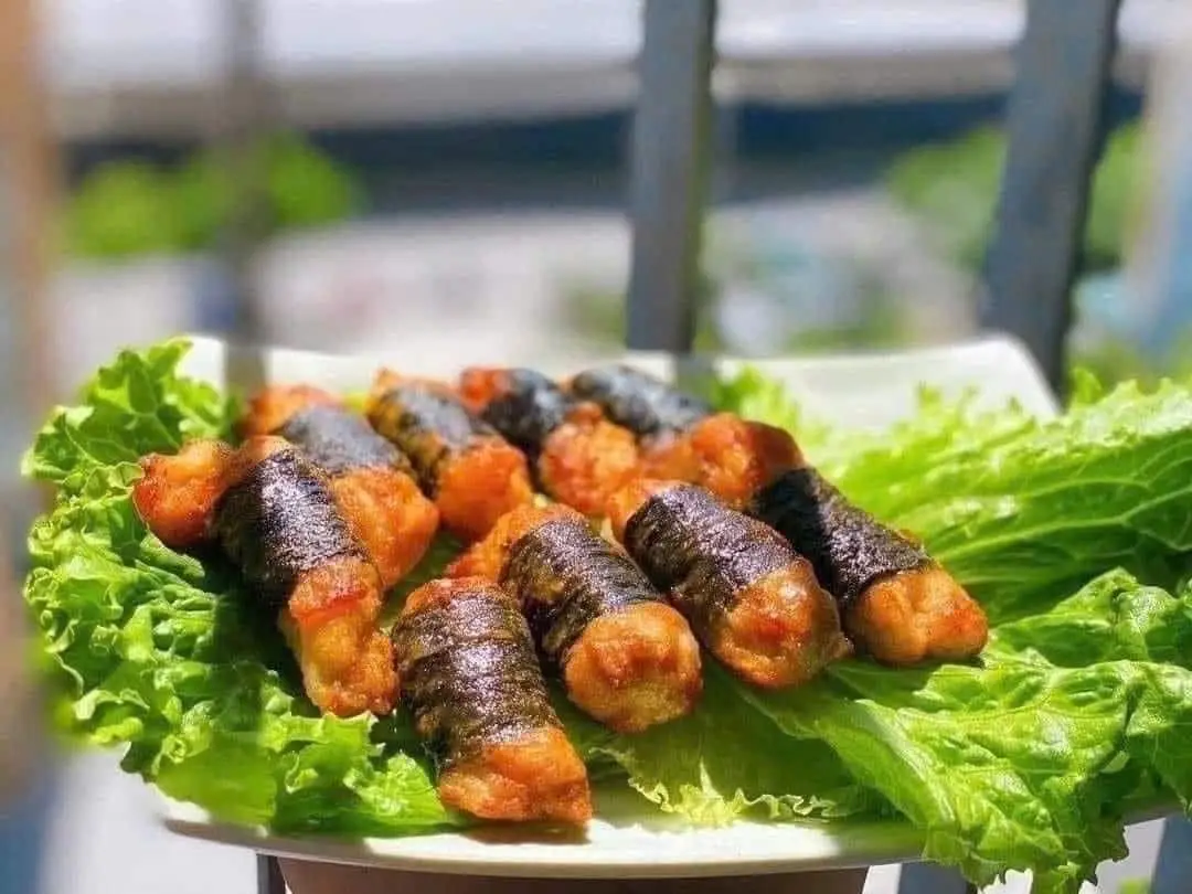 Hình ảnh Gà cuộn rong biển 