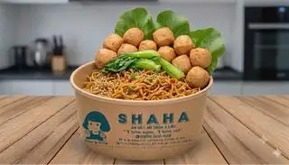 Hình ảnh mì trộn indome chả cá 