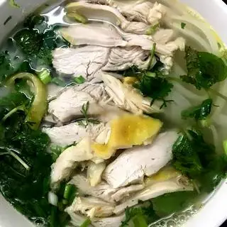 Hình ảnh Phở gà đùi