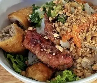 Hình ảnh Bún Nem Nướng Chả Giò 