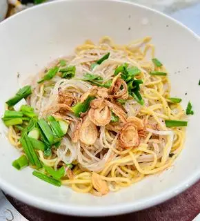 Hình ảnh Hủ tiếu khô đầy đủ