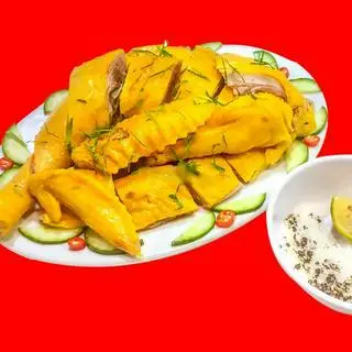 Hình ảnh Gà hấp lá chanh 1/2 con