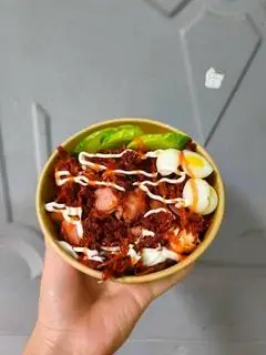 Hình ảnh Bánh mì muối ớt sốt bơ mật ong bò khô 