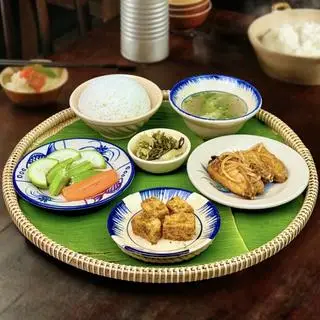 Hình ảnh Set Cơm Cánh Gà Chiên Bơ Tỏi