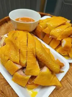 Hình ảnh ( Size To) 1/2 Con Gà Ủ Muối