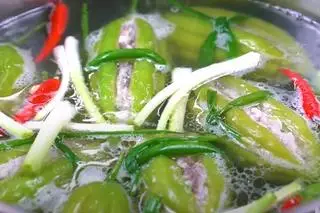 Hình ảnh cơm canh khổ qua dồn thịt