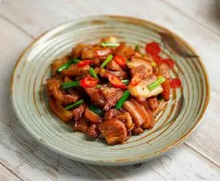 Hình ảnh Ba rọi chiên mắm
