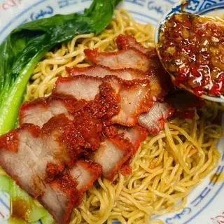 Hình ảnh MÌ TRỘN XÁ XÍU TÓP MỠ DA GIÒN