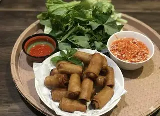 Hình ảnh combo 2/người 20 Cuốn,.. Tặng kèm 2 chai cocacola”. 