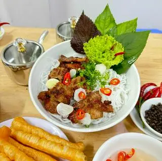 Hình ảnh Bún chả lẫn CHAN