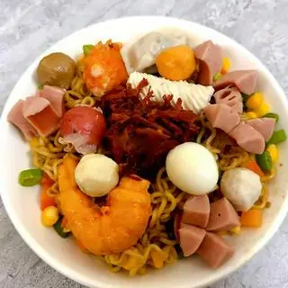 Hình ảnh Mì trộn đầy đủ vip 12 topping