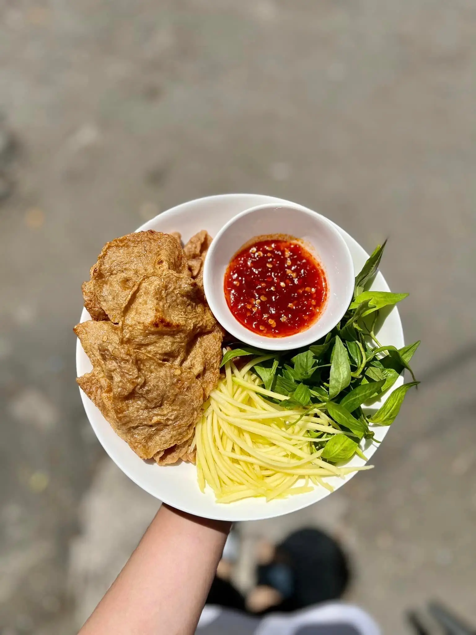Hình ảnh chả cá cuốn rau răm Bình Đinnh
