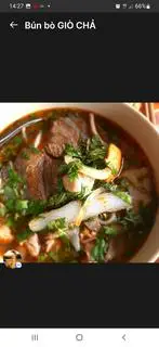 Hình ảnh Bún bò đặc biệt đầy đủ có giò