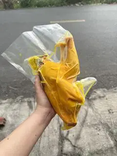 Hình ảnh Gà ủ muối nguyên con