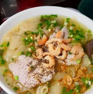 Hình ảnh hoành thánh lá thịt bắp huyết da heo