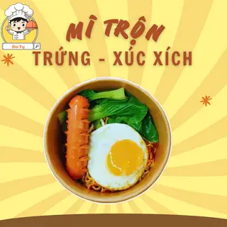 Hình ảnh  Mì trộn trứng xúc xích