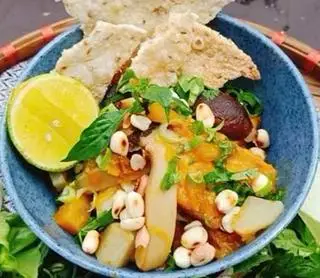 Hình ảnh Mỳ Quảng chay - chả chén