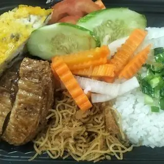 Hình ảnh Cơm tấm chay sườn bì chả