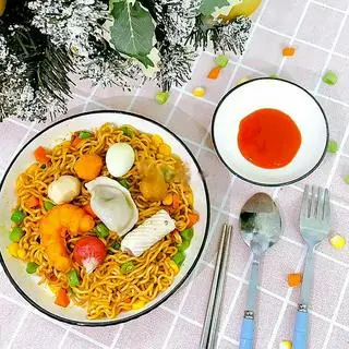 Hình ảnh Mì trộn đầy đủ 2 gói 8 topping