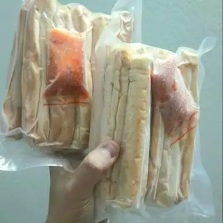 Hình ảnh túi 10c Bánh mì que nhân Pate và Phomai cấp đông hút chân không