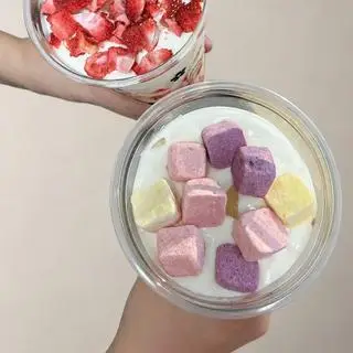 Hình ảnh Sữa Tươi Việt Quất