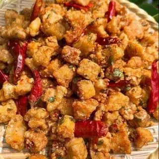 Hình ảnh Tóp Mỡ Mắm Tỏi Đặc Biệt