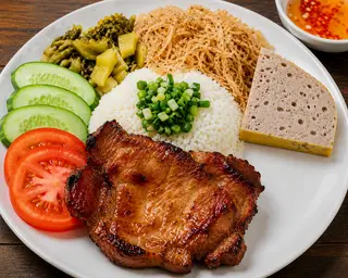 Hình ảnh Cơm sườn bì chả