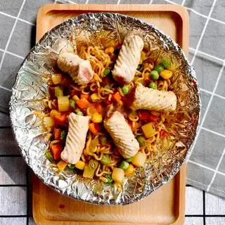 Hình ảnh Mì trộn mực xoắn