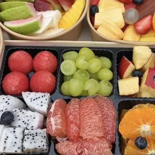 Hình ảnh •• BOX TRÁI CÂY BỐN MÙA size M
