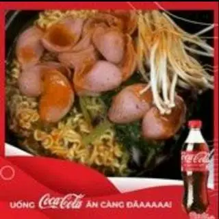 Hình ảnh Combo mì cay xúc xích - Coca